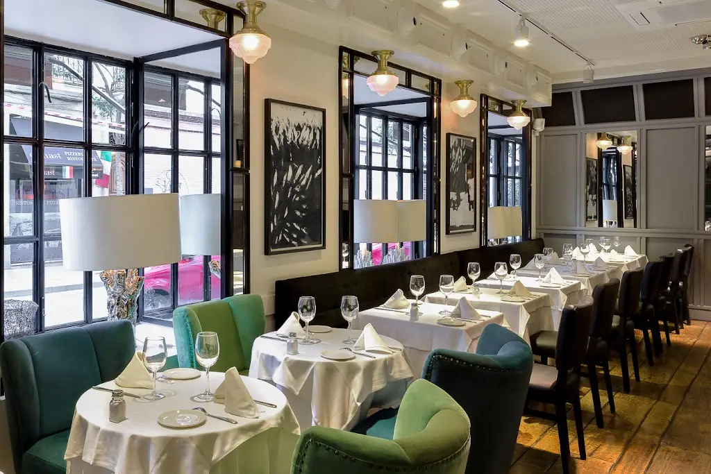 Tsi Tsi Σουβla Mπαr Restaurant in Alexándreia