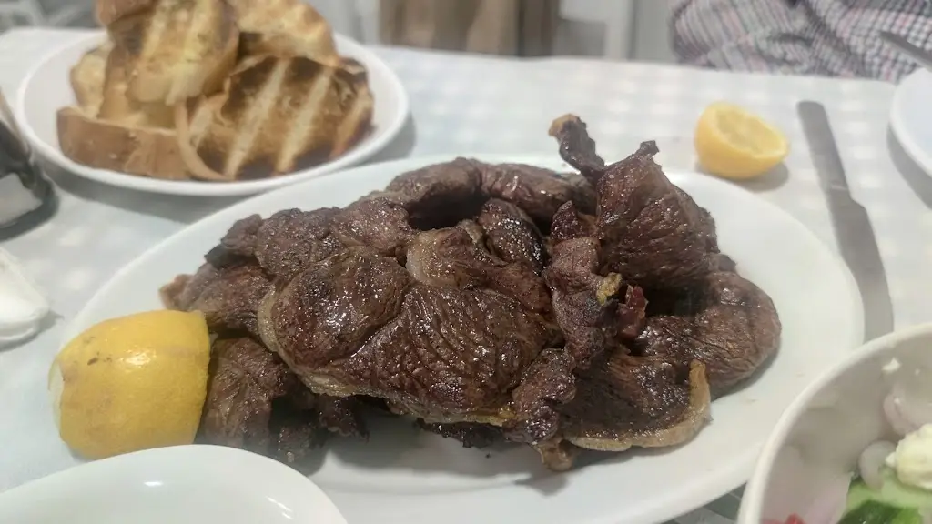 Ταβέρνα Απόμερο_Asprópyrgos_slider_image_3