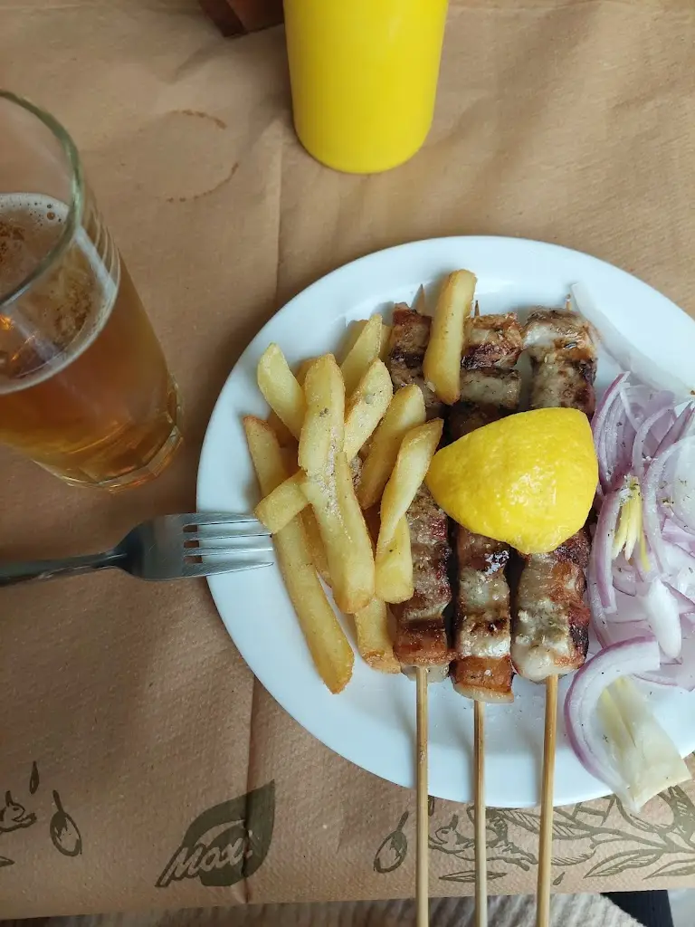 Anastasia Varelidou_Η Στοα Ψητοπωλείο_Alexándreia_Bewertung