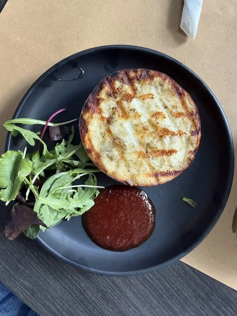 Adam S_Kanoula_Anatolikó_Bewertung