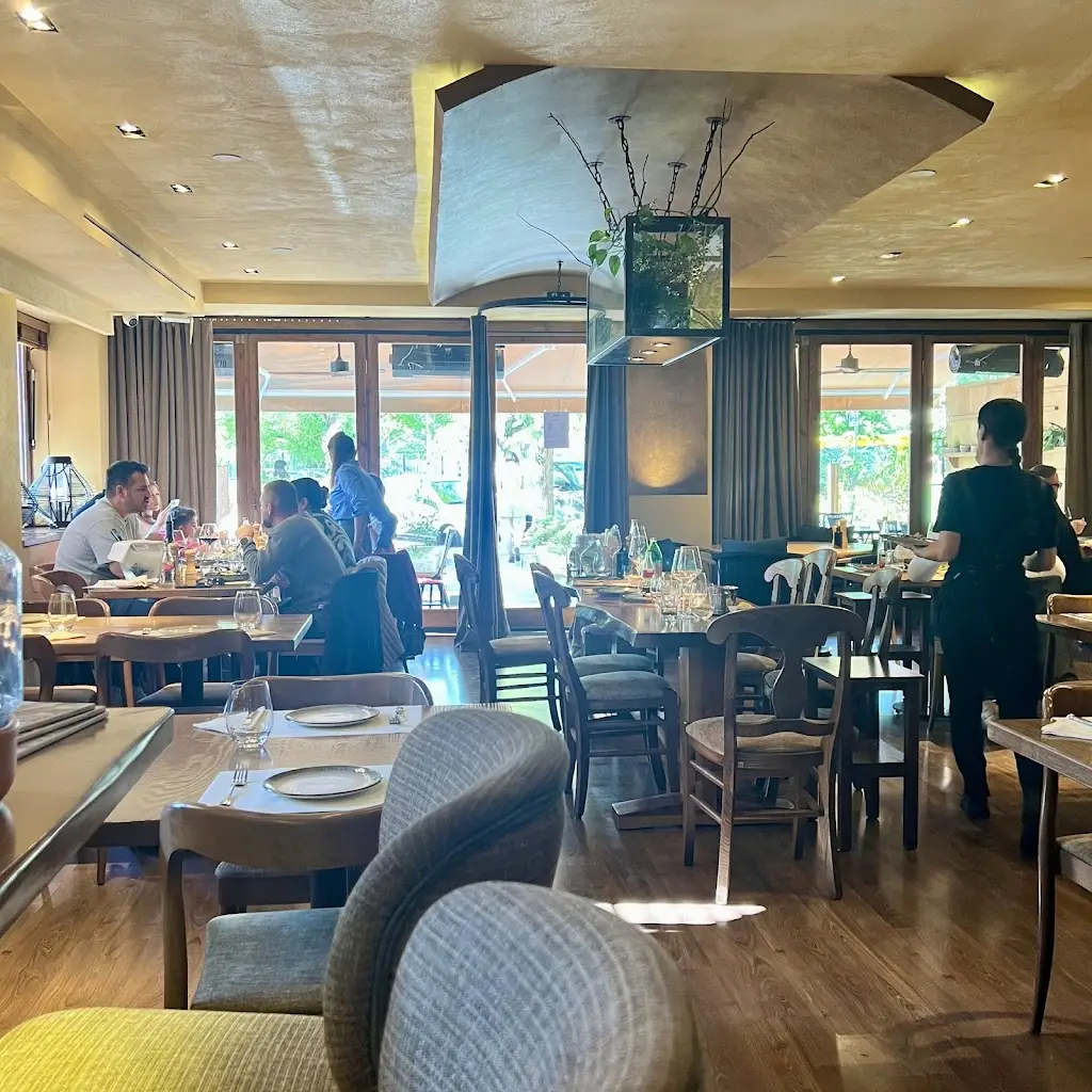 Opsopoion Maganeiai_Anatolikó_slider_image_3