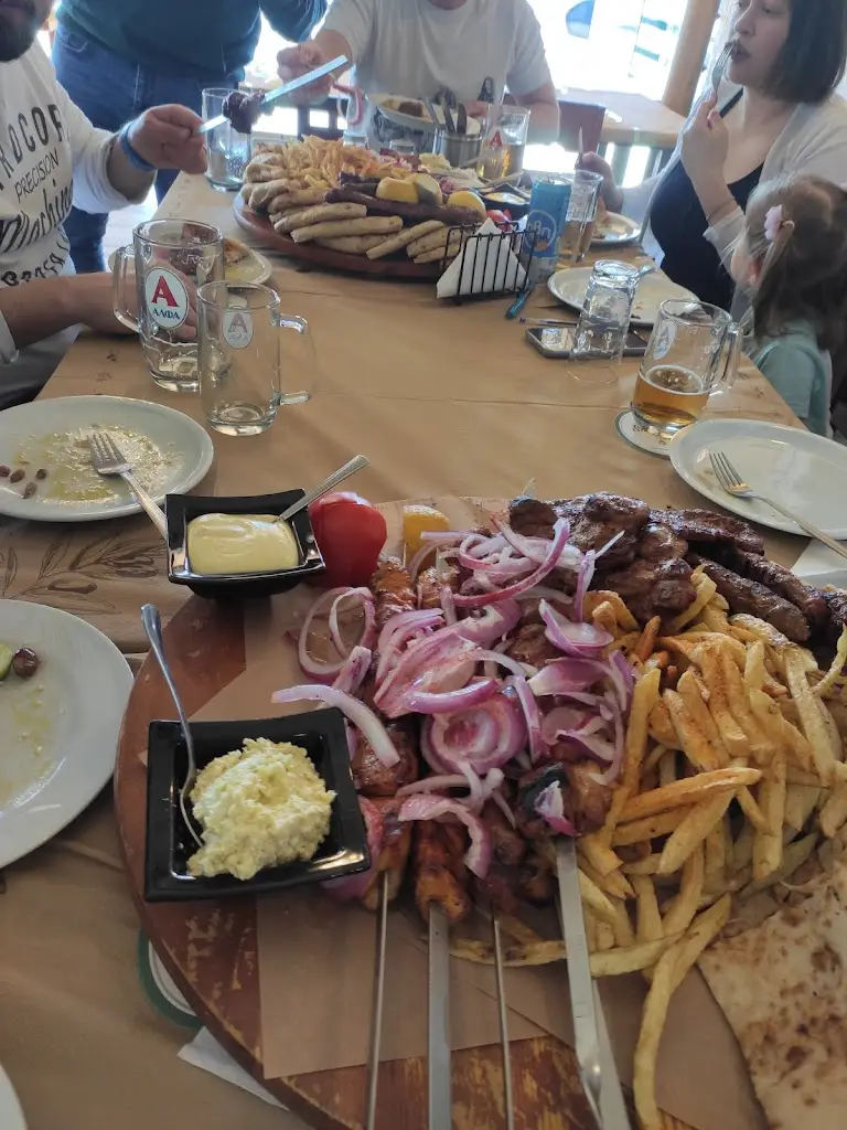 ΕΦΗ ΜΑΡΙΔΑΚΗ_Tsoleridis Pizza Restaurant_Asprópyrgos_Bewertung