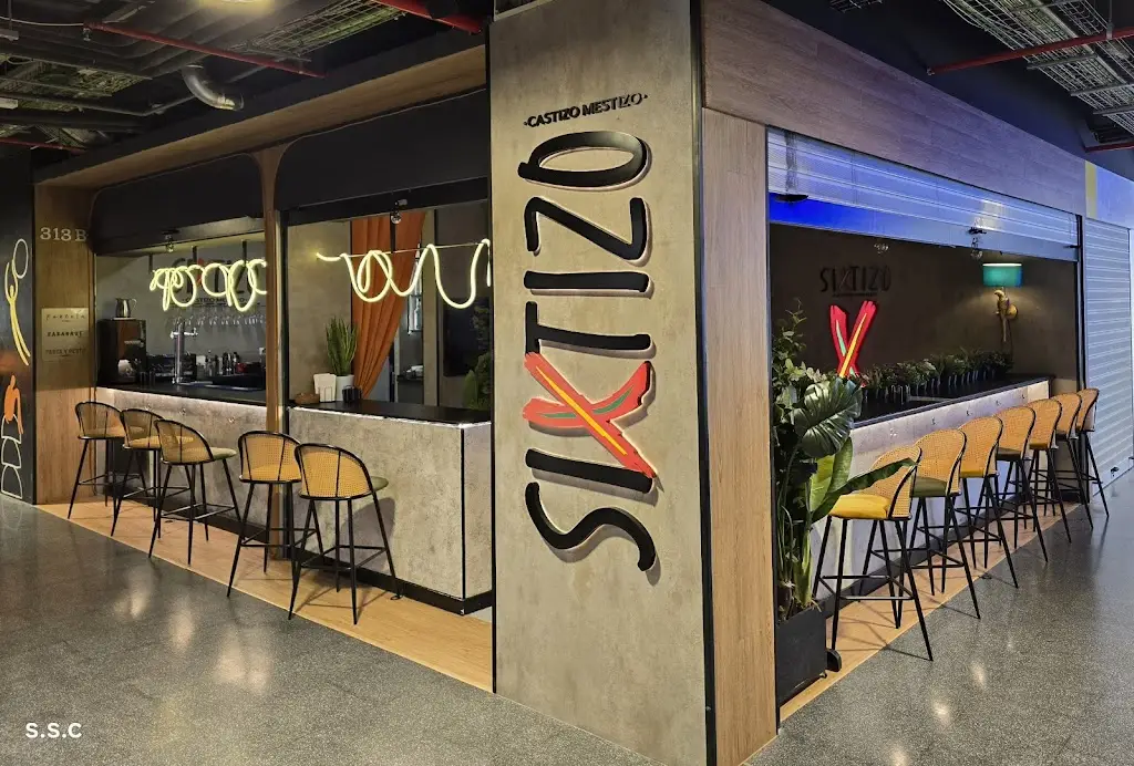 Koru Inspired Cuisine Restaurant in Anatolikó