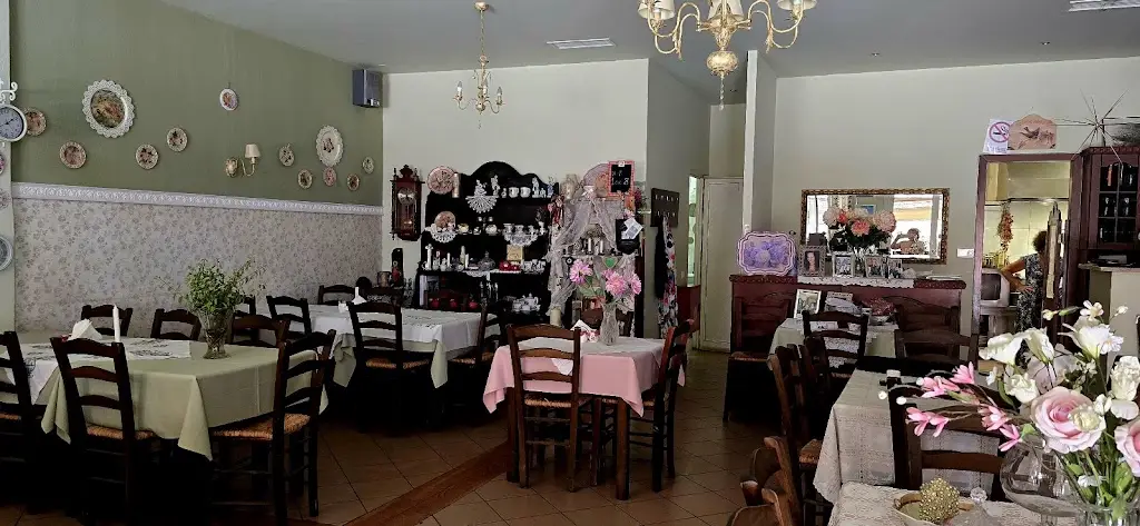 ΤΑΒΕΡΝΑ ΗΔΩΝΙΔΑ ΧΩΡΑ Restaurant in Alistráti
