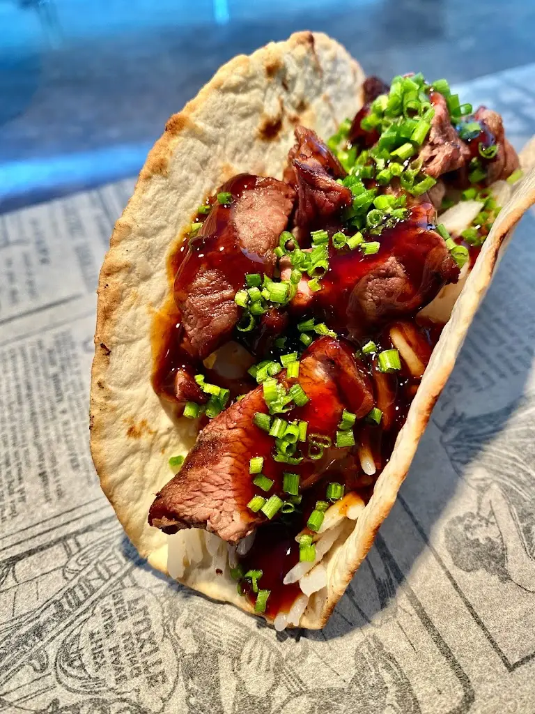 Aliment_Asprópyrgos_slider_image_2