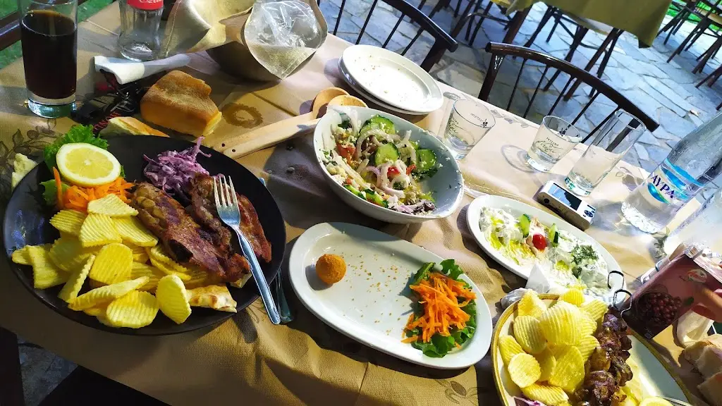 Menu_Ταβέρνα Καστανιές_Alistráti_imagen_3