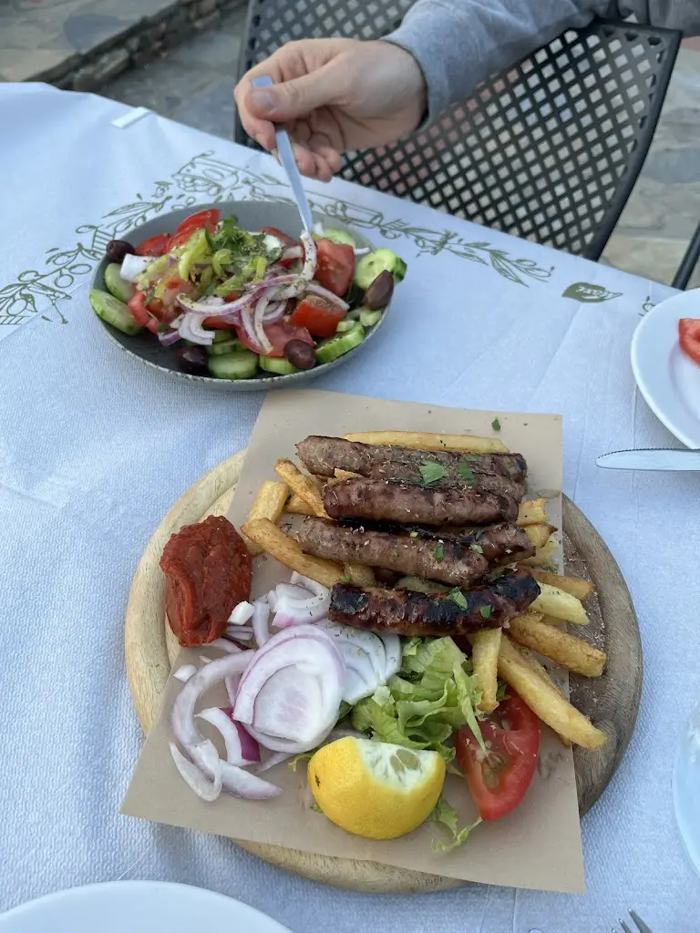 Menü_Μεζέ Μεζέ_Angelochóri_Bild_5