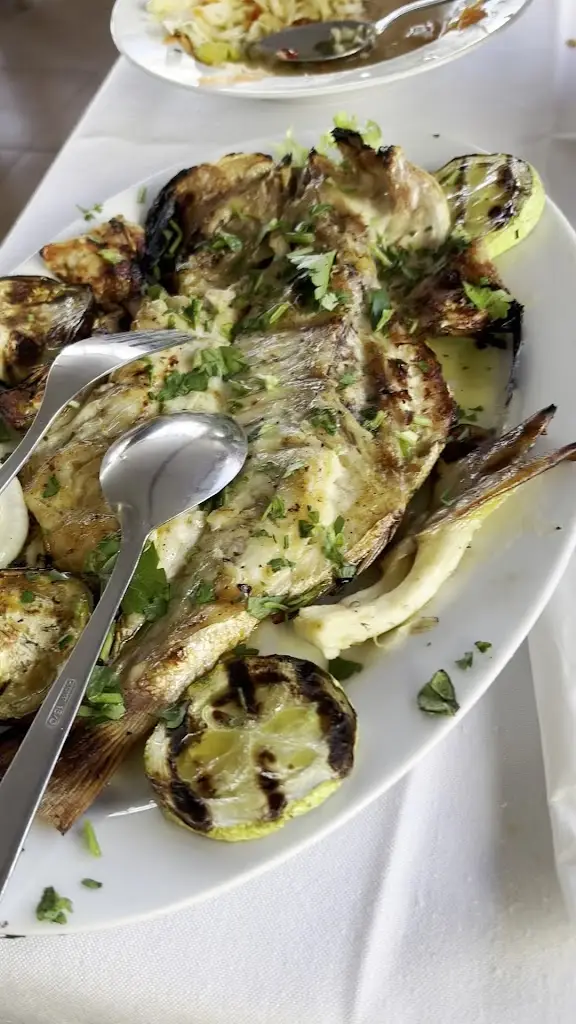 Ψαροταβέρνα Ακρογιάλι_Angelochóri_slider_image_2