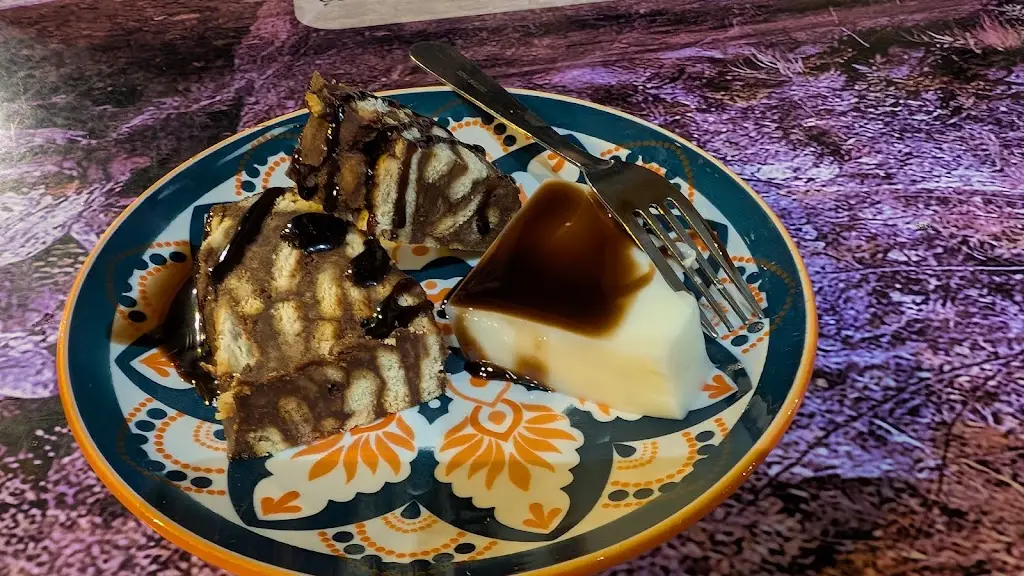 Justin Yao_Ta Mezedakia_Angelochóri_Bewertung