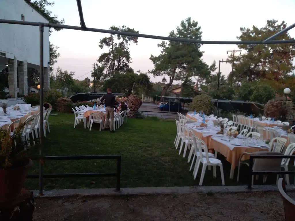 Tavern Agnanti Restaurant in Angelochóri