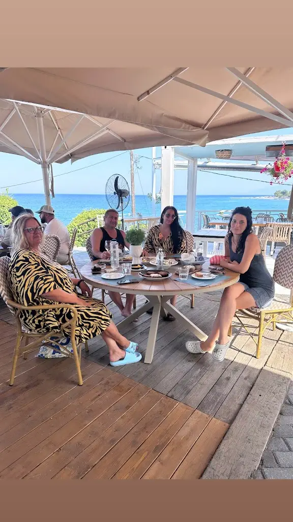 Tatjana Knezevic_Veranda Seaside_Angelochóri_review