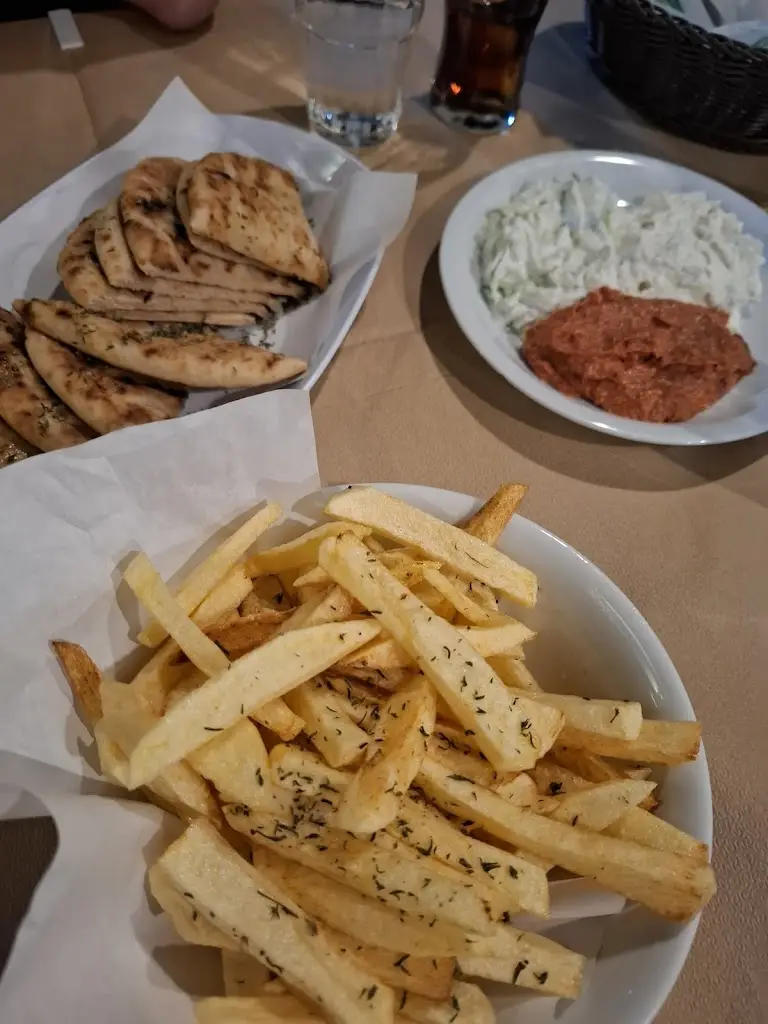 Despoina Papado_Το άλλο μαγαζί- Διαχρονικό_Aridaía_review