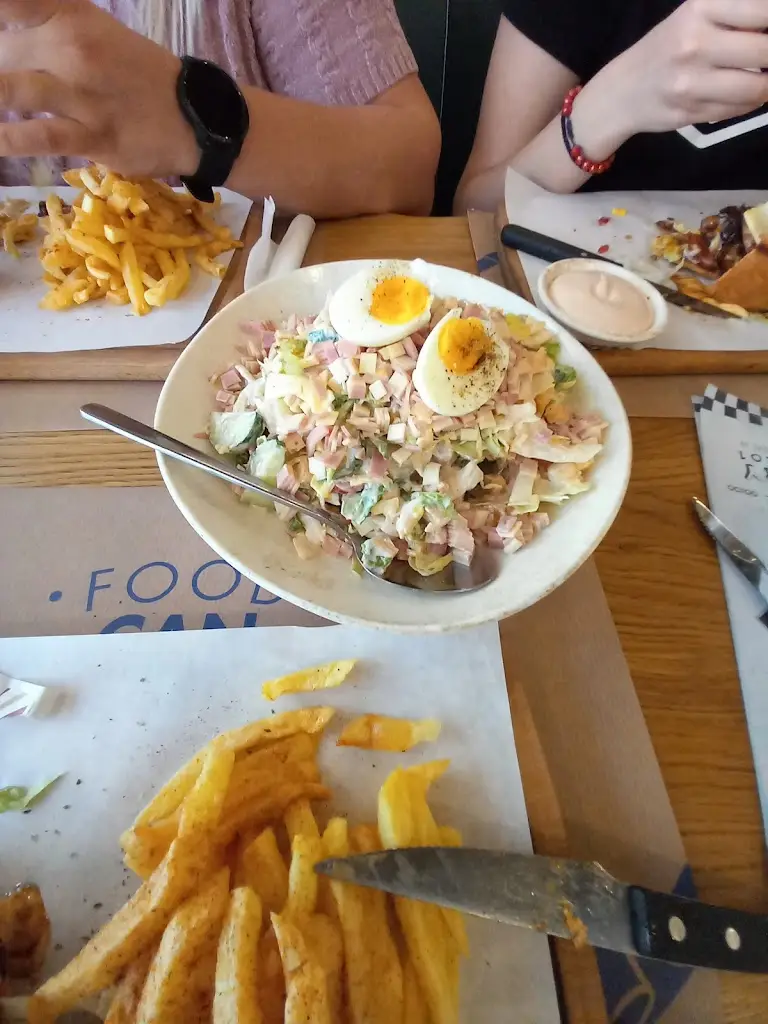 Menü_ΠΕΤΡΙΔΗΣ GRILL ΑΡΙΔΑΙΑ_Aridaía_Bild_2