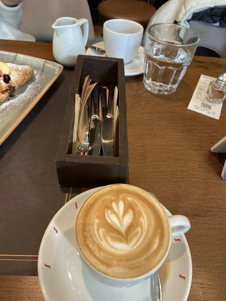 Menü_Coup Espresso & Wine Bar_Aridaía_Bild_6