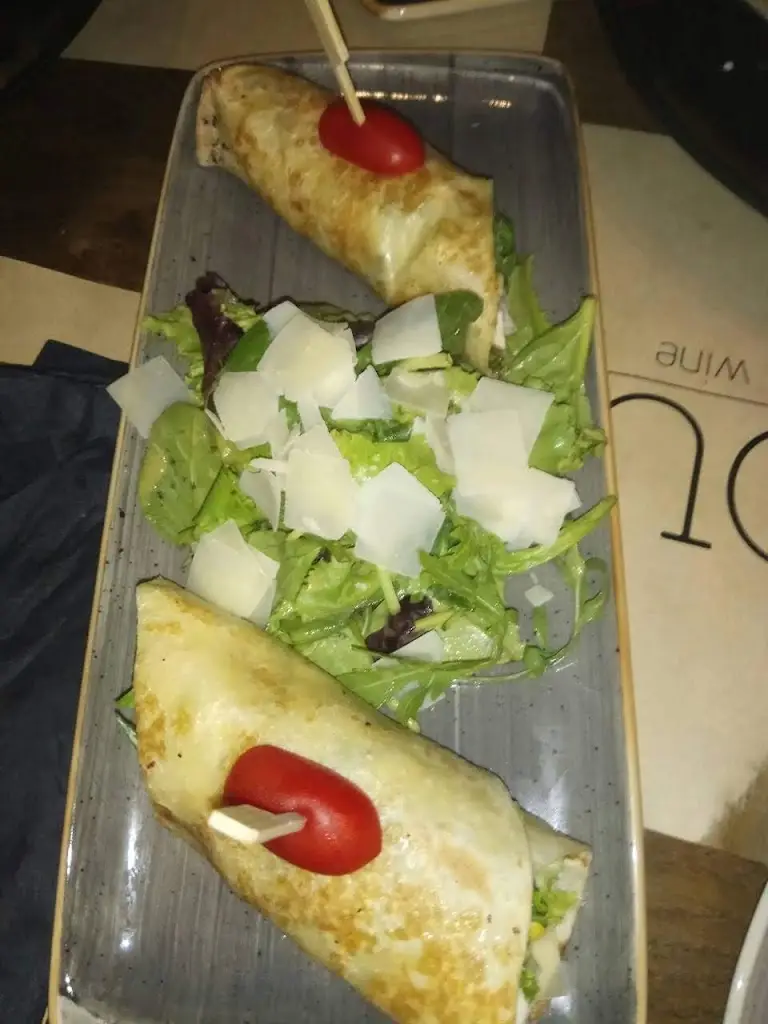 Fluffy Oscar_Coup Espresso & Wine Bar_Aridaía_Bewertung