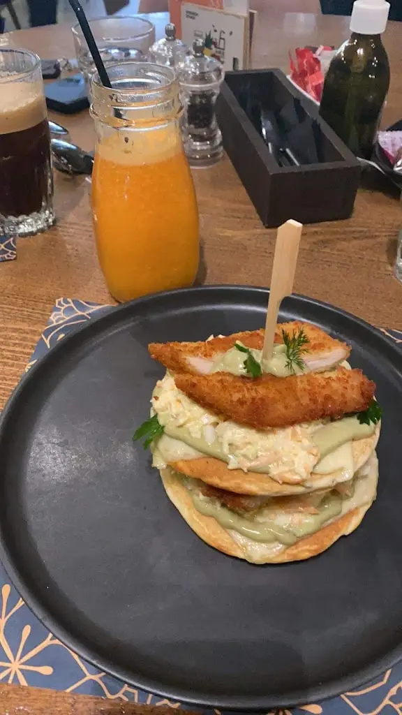 Eleni Yiangou_Coup Espresso & Wine Bar_Aridaía_Bewertung