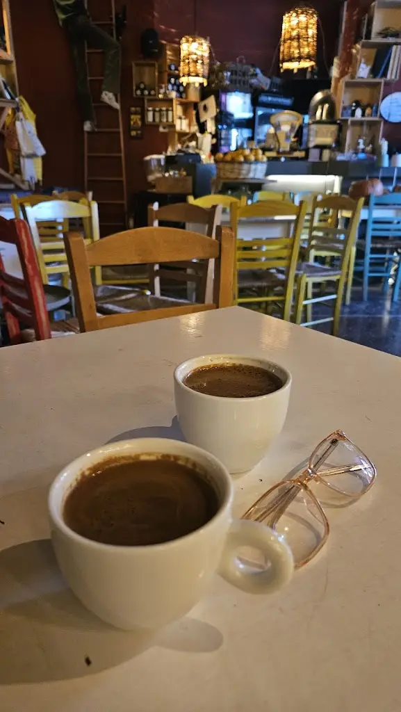 Menü_Αristotelous cafe_Arnaía_Bild_4