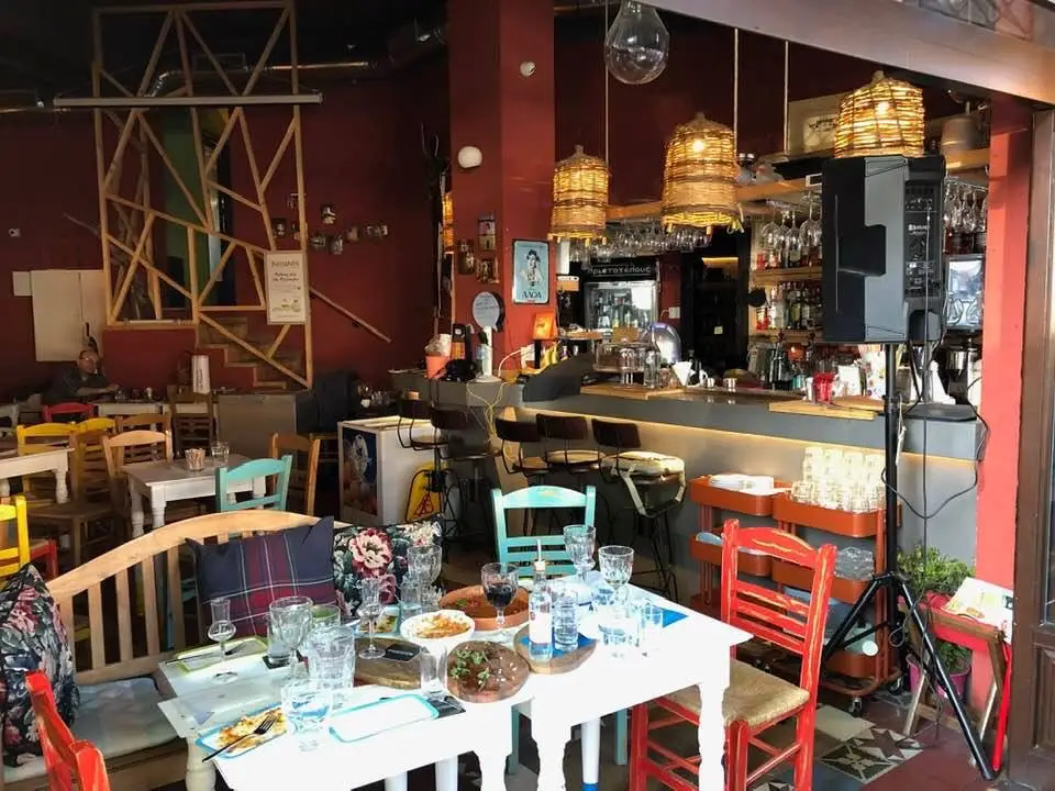 Αristotelous cafe Restaurant in Arnaía