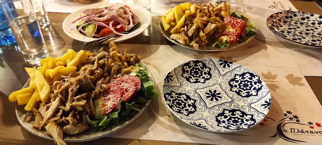 Menü_o Πλάτανος_Arnaía_Bild_8