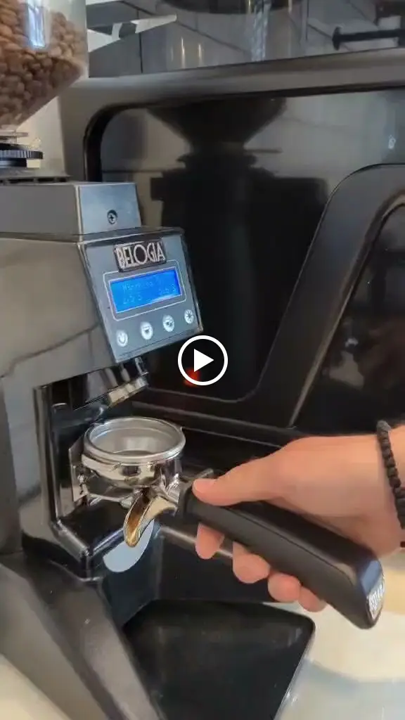 Repanis Patisserie_Arnaía_slider_image_2