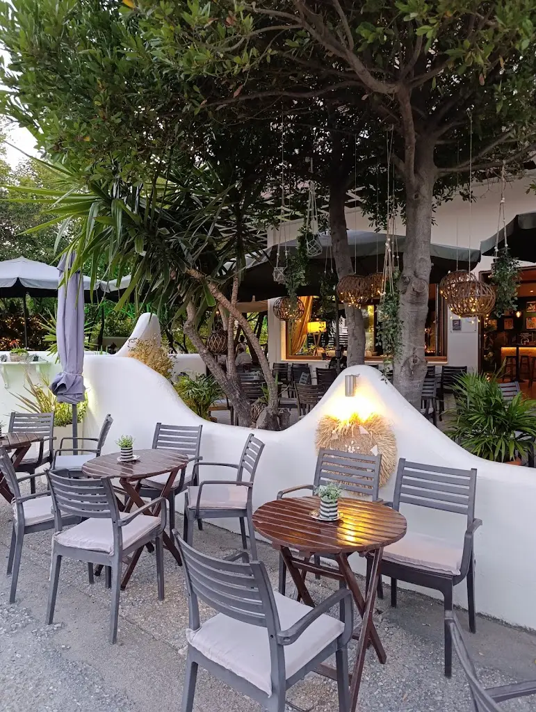 Armýra_Arnaía_slider_image_3