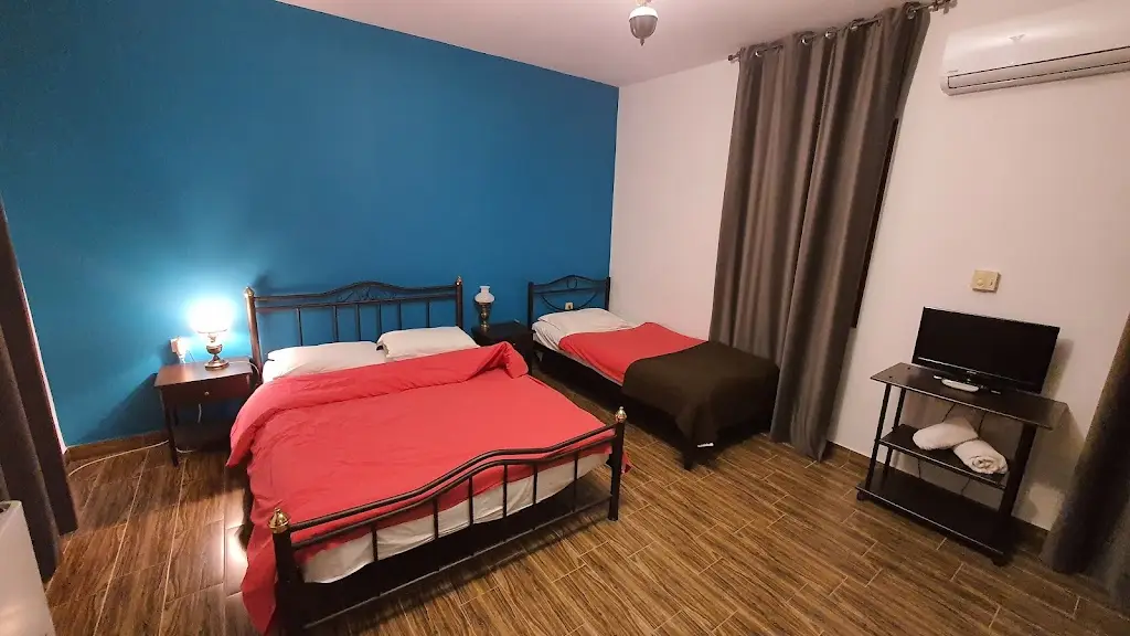 GREEN VILLAGE_Arnaía_slider_image_2