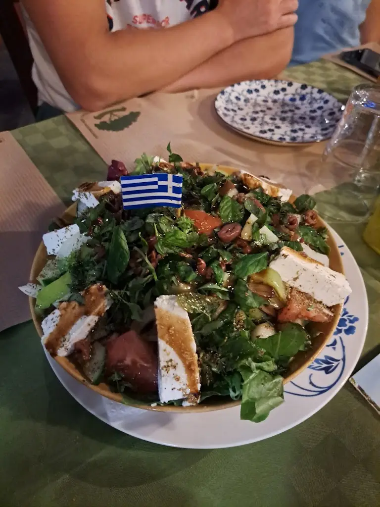 Олег Латухин_Raki with Greece_Arnaía_Bewertung