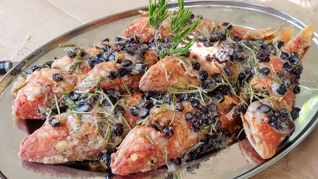 Bogdan Zaharie_Raki with Greece_Arnaía_Bewertung