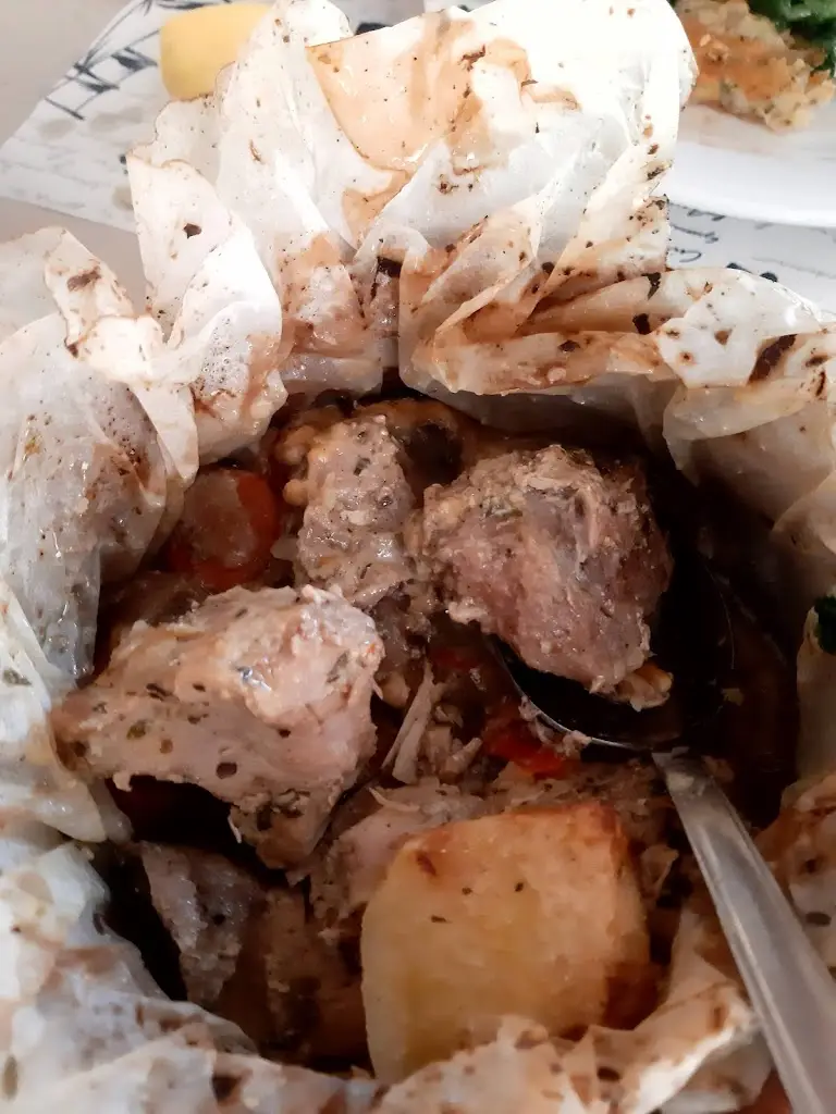 Magda Topalidou_Tsouknída_Asvestochóri_Bewertung