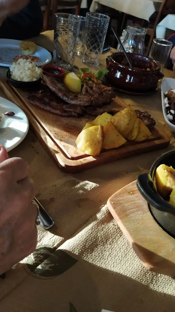 Menü_Τσιπουράδικο του Χαγιάτι_Axioúpoli_Bild_1