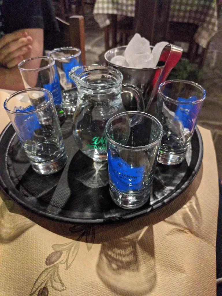 Menü_Τσιπουράδικο του Χαγιάτι_Axioúpoli_Bild_5