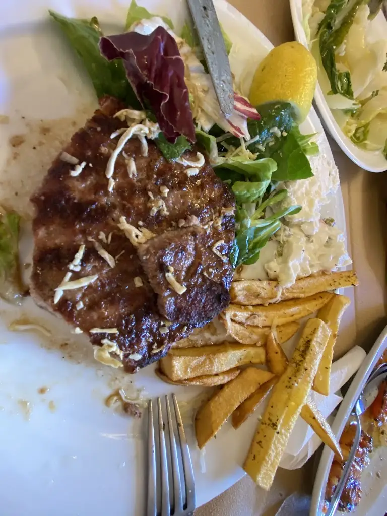 Zoi Ximonidou_Ταβέρνα ΠΑΣΣΑΣ_Axioúpoli_review