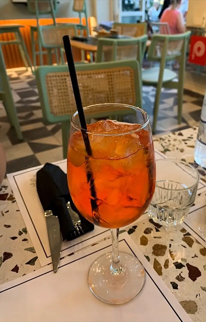 Menü_Three dots Bistrot_Chalástra_Bild_9