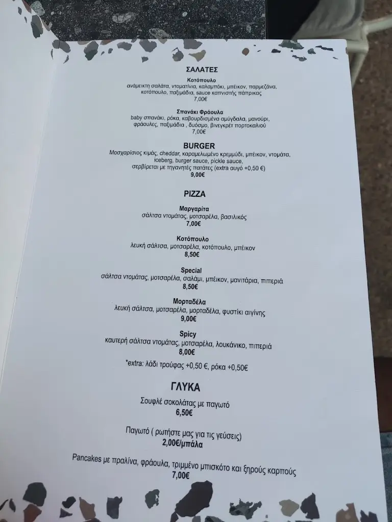 Stamatis Mat_Three dots Bistrot_Chalástra_Bewertung