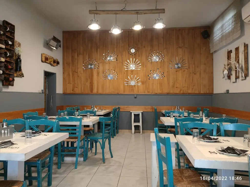 Sourotiri Restaurant in Chalástra