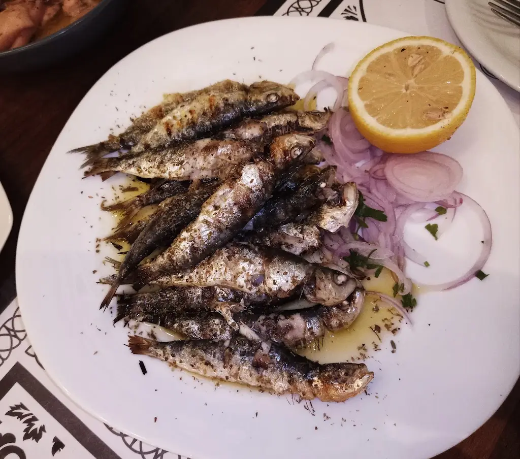 Menü_Μυσιρλού fish & meat_Chalástra_Bild_8