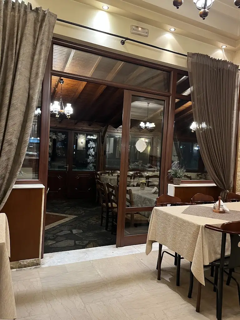 J. Mitchel_Marantónas_Chalkidóna_Bewertung