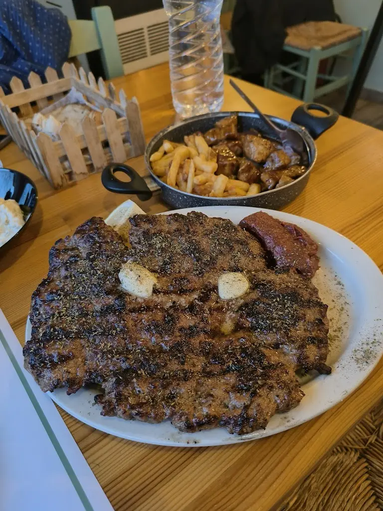 Menü_Ταβέρνα Φουσκωτός_Chalkidóna_Bild_6