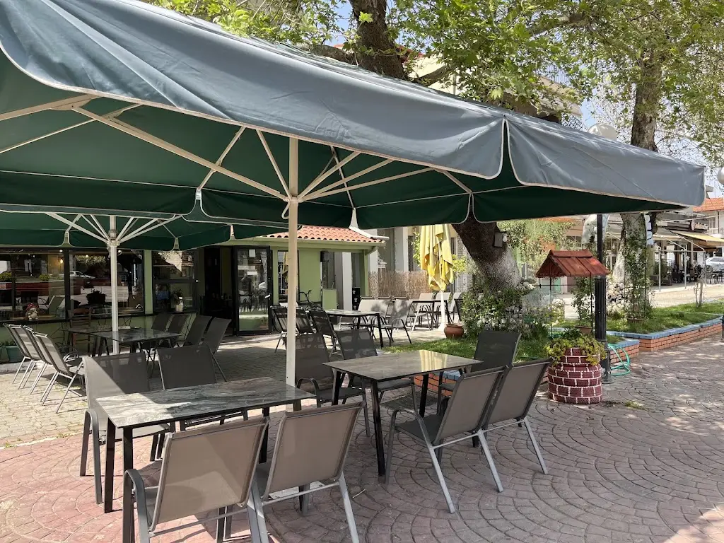 Ταβέρνα Φουσκωτός_Chalkidóna_slider_image_3