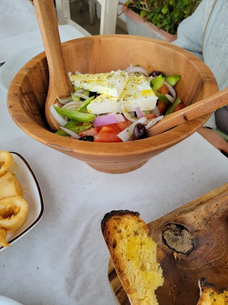 Menü_Ouzeri The Widow_Artémida_Bild_8