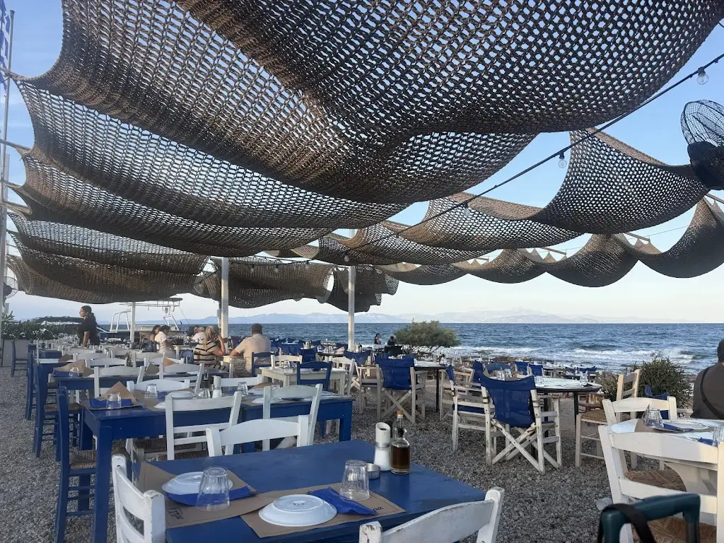 Bengi Semerci_Ouzeri The Widow_Artémida_Bewertung