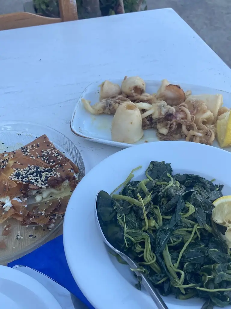 Niki Nikakis_Ouzeri The Widow_Artémida_Bewertung