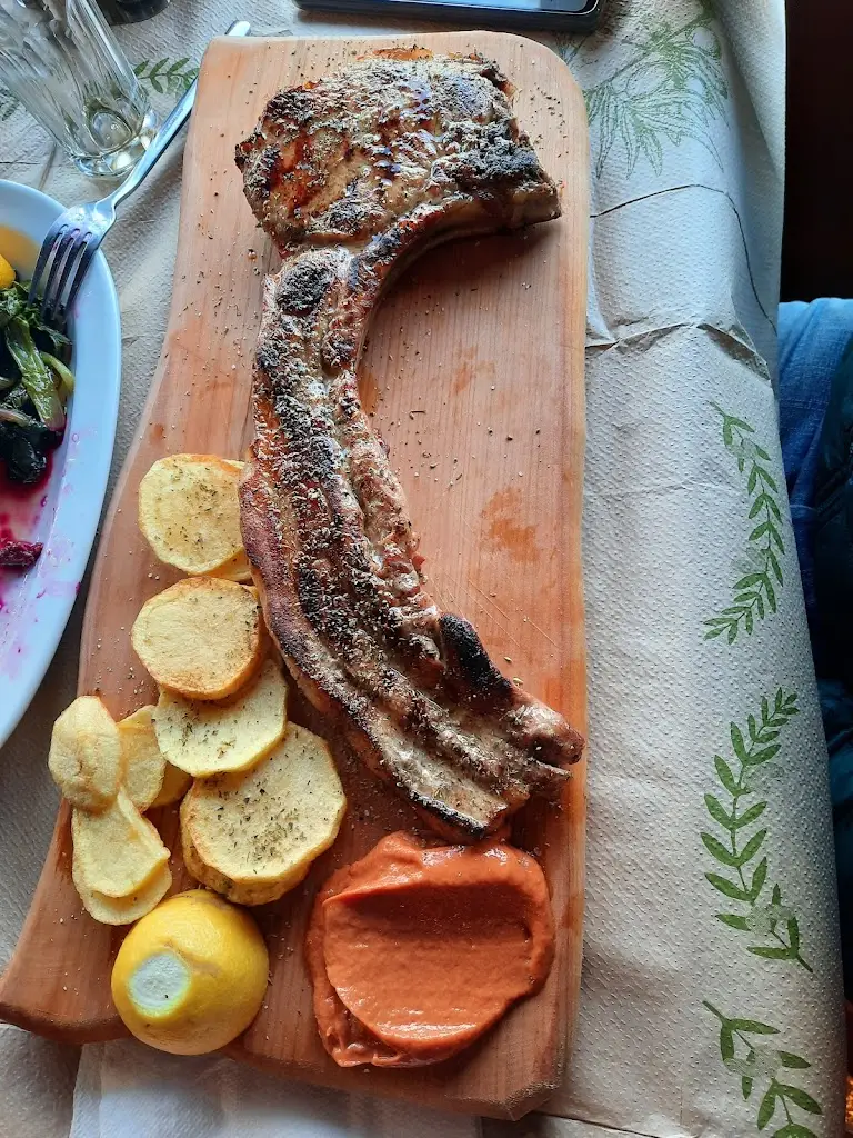 Menü_Γιώργος Ψησταριά_Chalkidóna_Bild_2