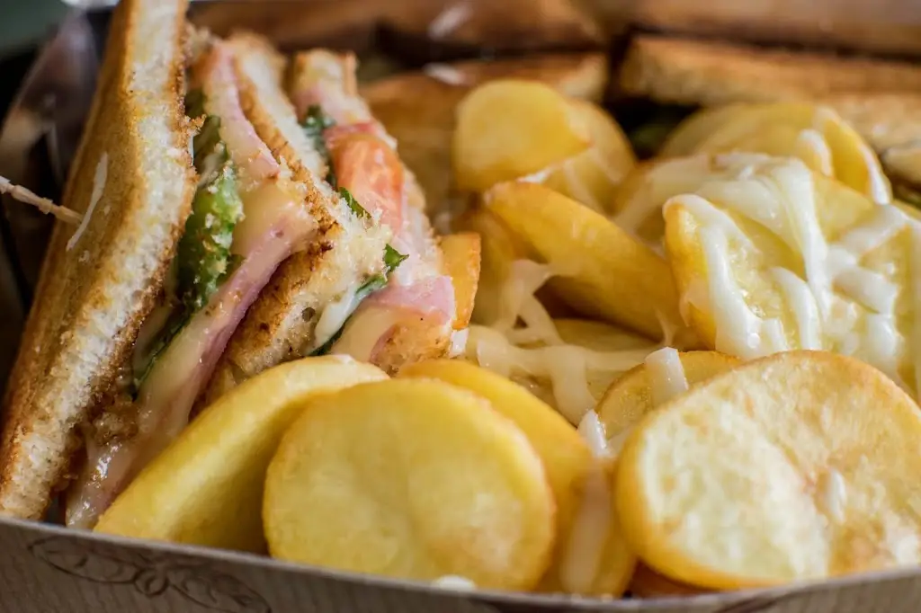 Menu_Pizza Veni_Chalkidóna_immagine_3