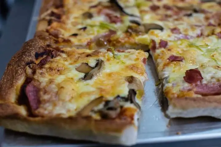 Pizza Veni_Chalkidóna_slider_image_2