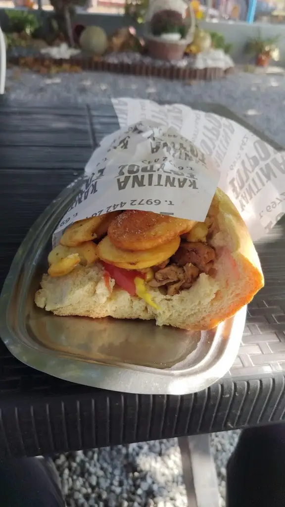 Lauri Tapola_ΚΑΝΤΊΝΑ ΞΟΥΡΟΣ ΓΈΦΥΡΑ_Chalkidóna_Bewertung