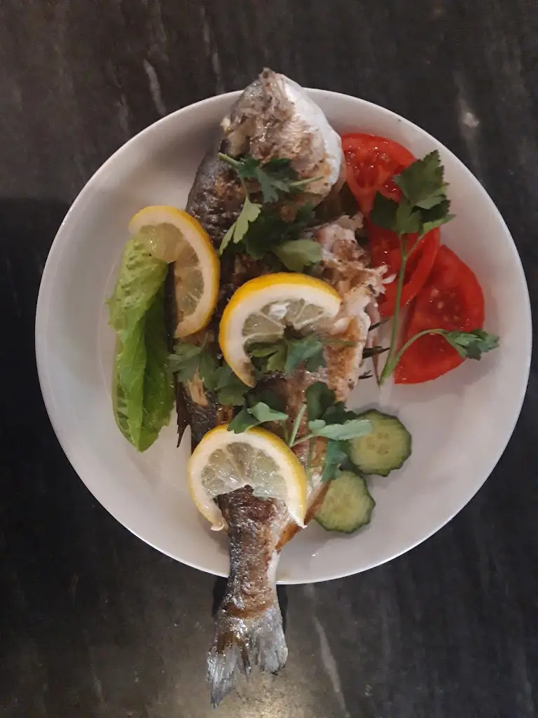 Menü_Таверна Куциубас_Chrysochórafa_Bild_2