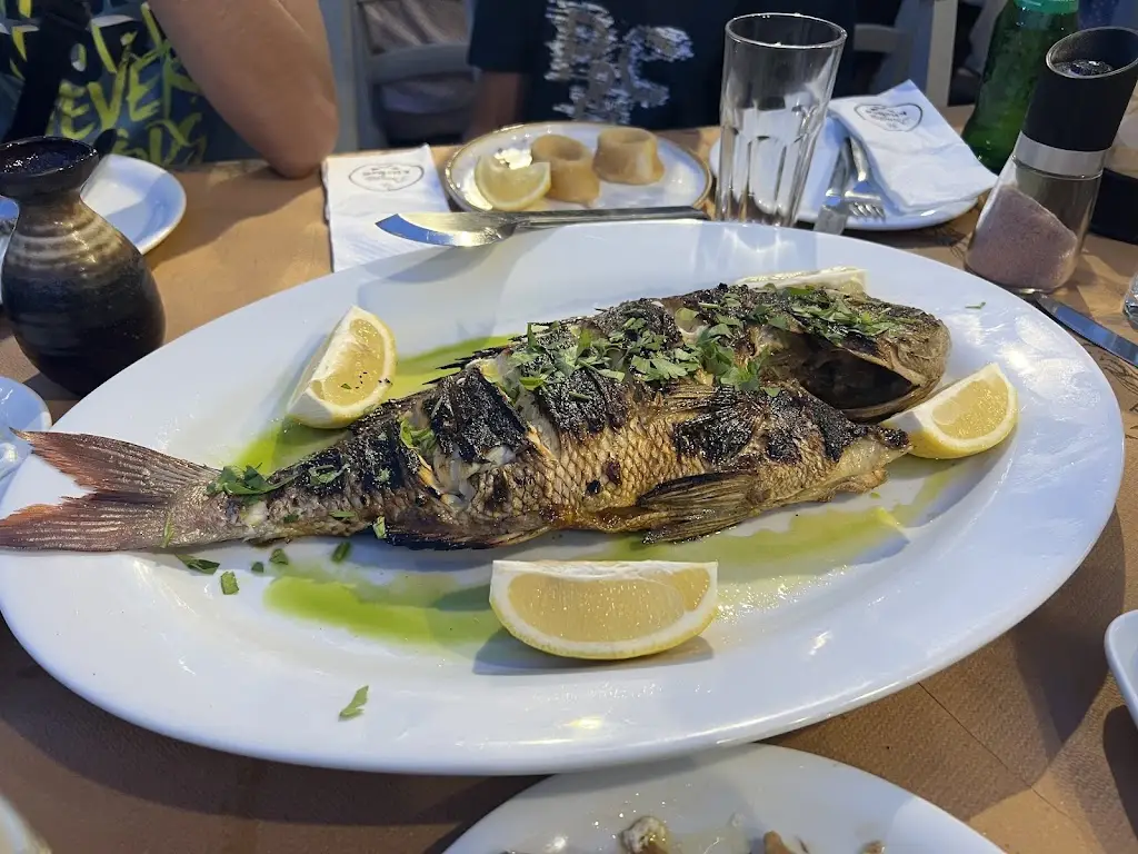 Crimp & Bake_Dimitris Kitchen_Asproválta_review