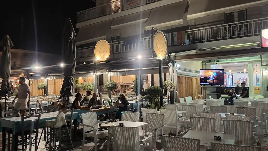 Dimitris Kitchen Restaurant in Asproválta