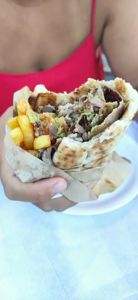 Menu_To Goniako_Asproválta_image_7